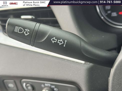 Used 2020 Buick Enclave Essence w/ LPO, Cargo Package image 22