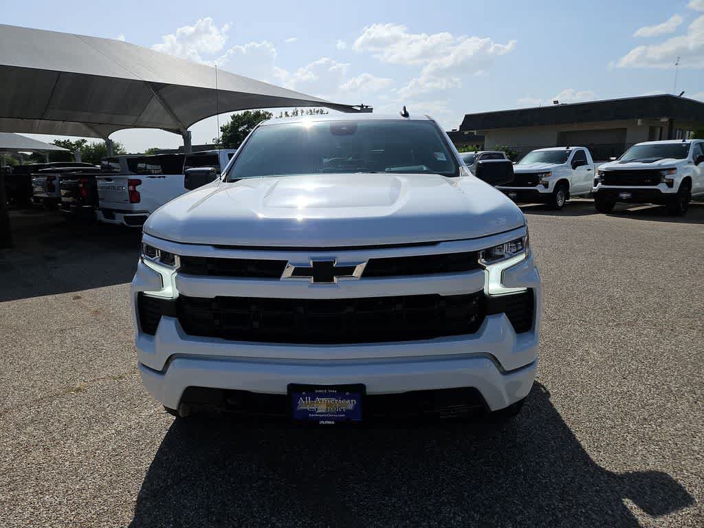 New 2026 Chevrolet Silverado 1500 RST w/ Z71 Off-Road Package AWD/4WD image 3
