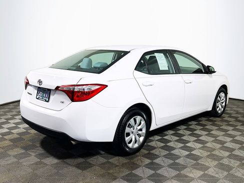 Used 2015 Toyota Corolla LE FWD image 8