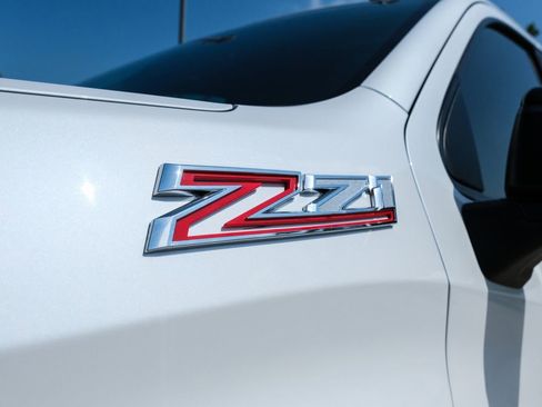 Used 2019 Chevrolet Silverado 1500 RST w/ All-Star Edition AWD/4WD image 27