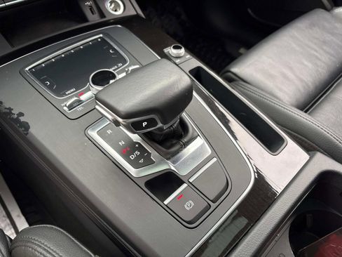 Used 2018 Audi Q5 2.0T Premium Plus w/ Premium Plus Package image 34