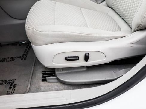 Used 2018 GMC Acadia SLE w/ Driver Alert Package I image 33