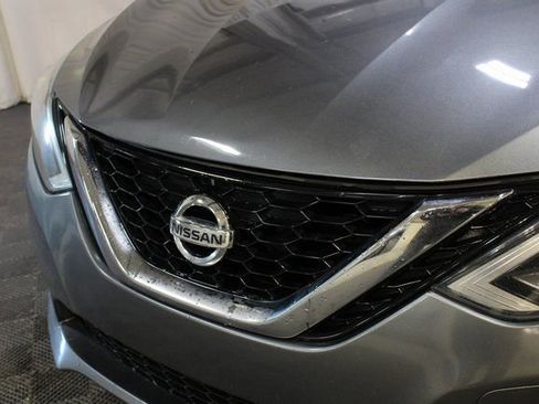 Used 2019 Nissan Sentra S image 29
