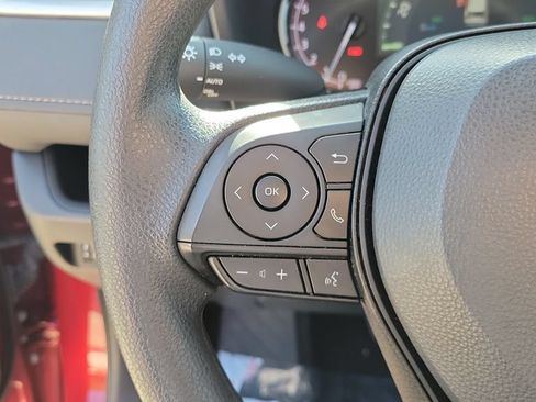 Used 2024 Toyota RAV4 XLE w/ Convenience Package FWD image 21