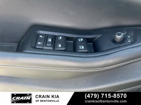 Used 2023 Jeep Grand Cherokee L Limited w/ Luxury Tech Group II AWD/4WD image 13