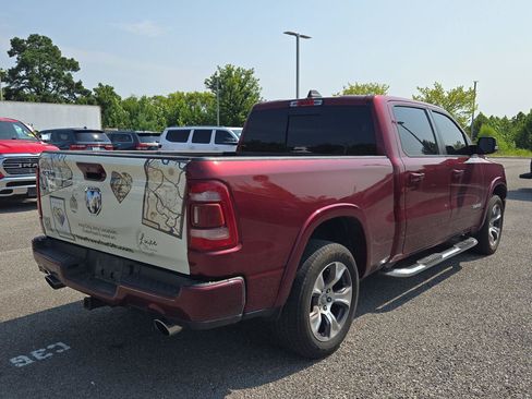 Used 2019 RAM 1500 Laramie w/ Sport Appearance Package AWD/4WD image 7