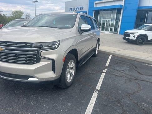 Used 2024 Chevrolet Suburban Premier AWD/4WD image 5