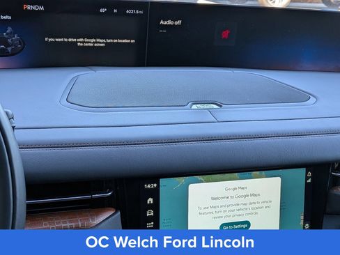 Certified 2025 Lincoln Navigator Black Label AWD/4WD image 26