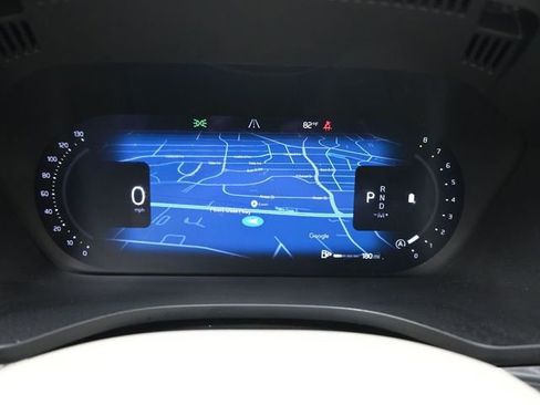 Used 2024 Volvo XC60 B5 Plus w/ Protection Package Premier image 26