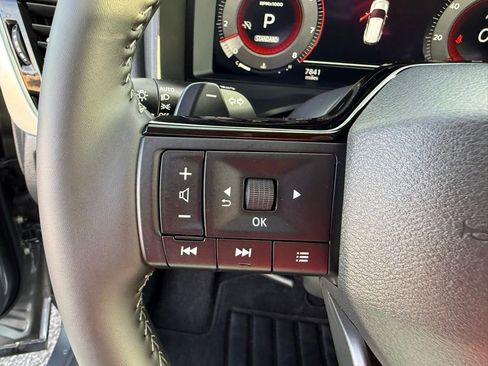 Used 2026 Nissan Rogue SL image 26