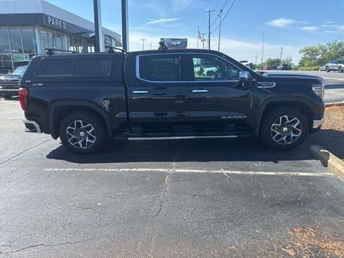 Used 2024 GMC Sierra 1500 SLT w/ SLT Premium Plus Package AWD/4WD image 5