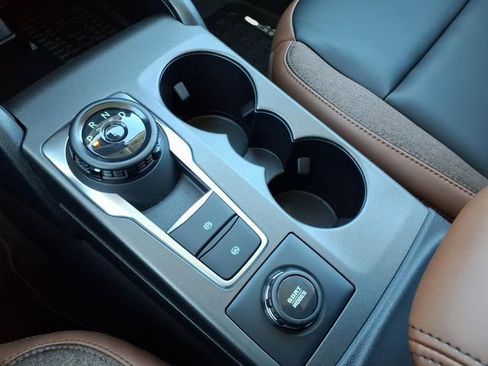 New 2025 Ford Bronco Sport Outer Banks w/ Outer Banks Tech Package+ AWD/4WD image 15