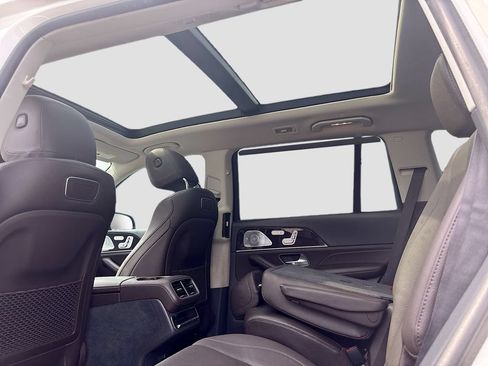 Used 2020 Mercedes-Benz GLS 450 4MATIC image 48
