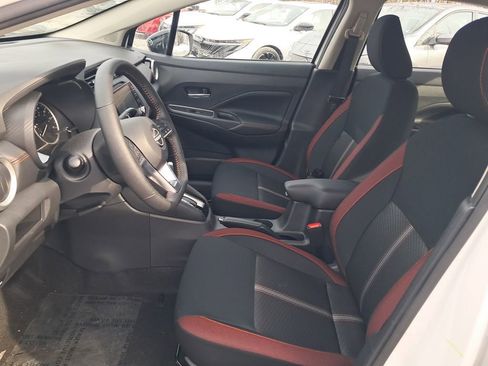 New 2025 Nissan Versa SR w/ Trunk Package image 10