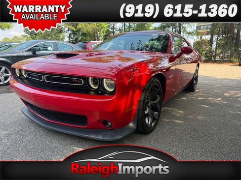 Used 2019 Dodge Challenger R/T RWD image 1