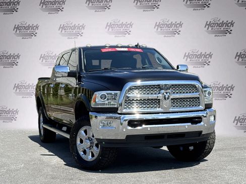 Used 2016 RAM 2500 Laramie w/ Convenience Group AWD/4WD image 2