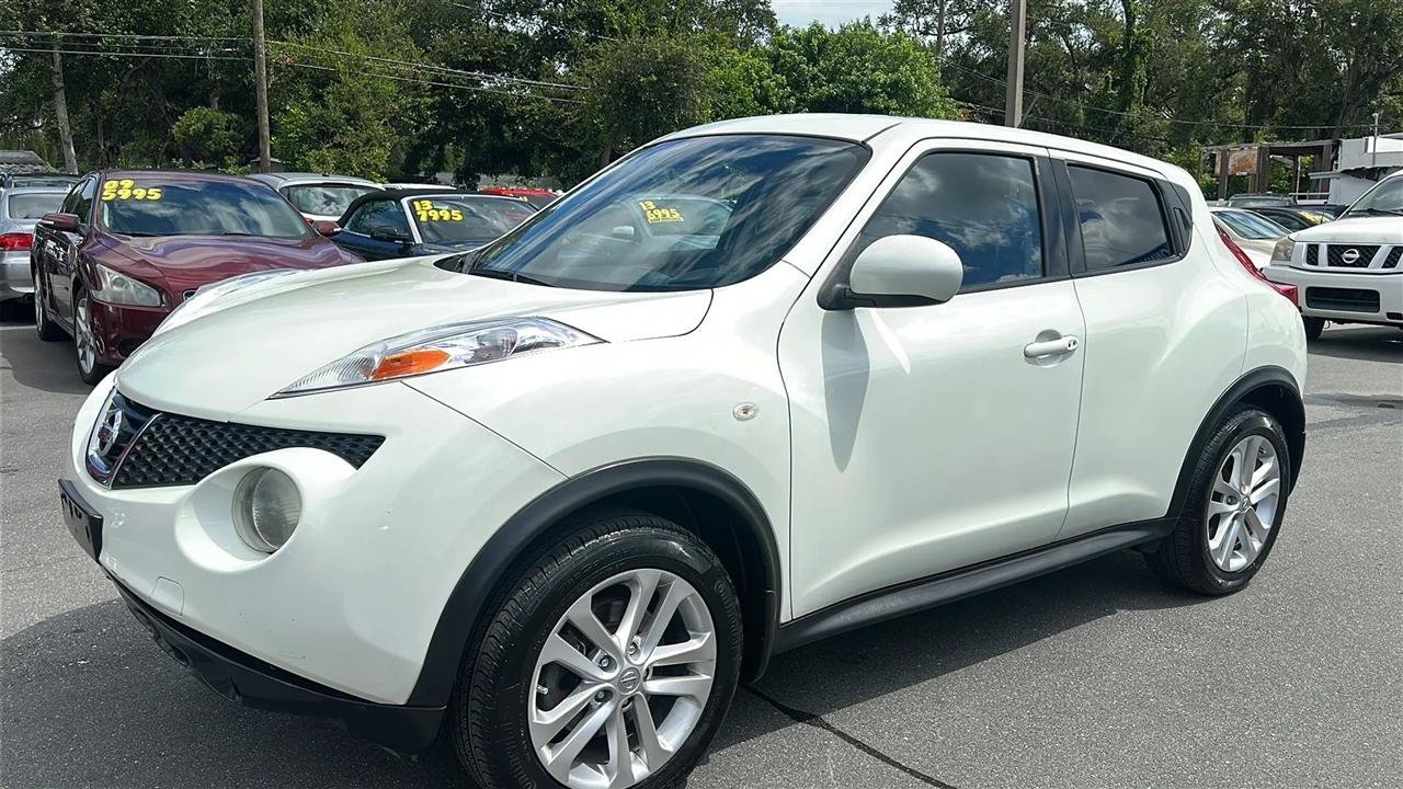 Used 2012 Nissan Juke SV AWD/4WD image 13