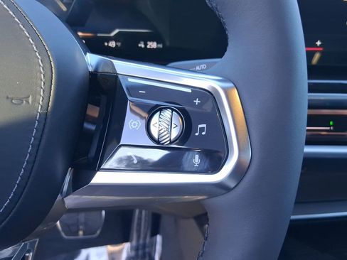 New 2026 BMW i7 xDrive60 w/ Premium Package image 22