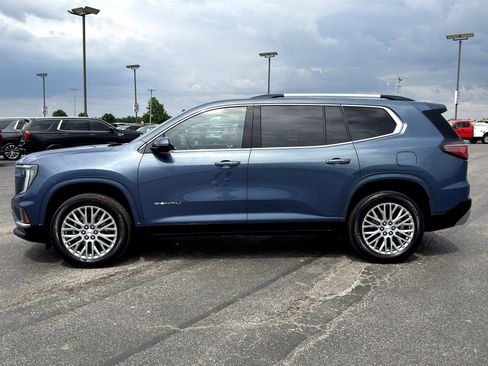 Used 2025 GMC Acadia Denali AWD/4WD image 6