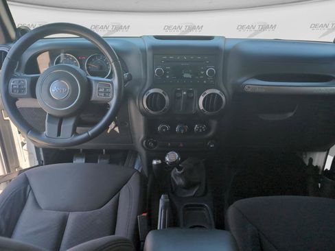Used 2013 Jeep Wrangler Sport AWD/4WD image 13