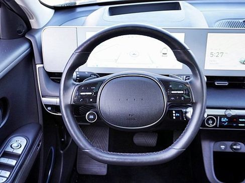 Certified 2024 Hyundai Ioniq 5 Limited RWD image 21