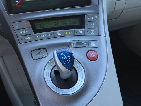 Used 2012 Toyota Prius Three FWD image 19