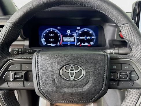 Used 2024 Toyota Tacoma TRD Sport RWD image 16