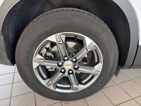 Used 2026 Chevrolet Blazer LT FWD image 31
