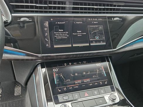 Used 2021 Audi Q8 Premium Plus w/ Premium Plus Package AWD/4WD image 16