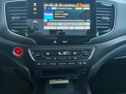 Used 2022 Honda Pilot TrailSport image 30