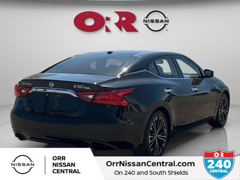Used 2017 Nissan Maxima 3.5 SL image 5