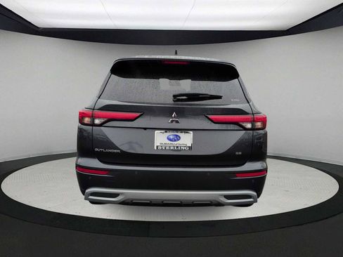 Used 2024 Mitsubishi Outlander SE image 7