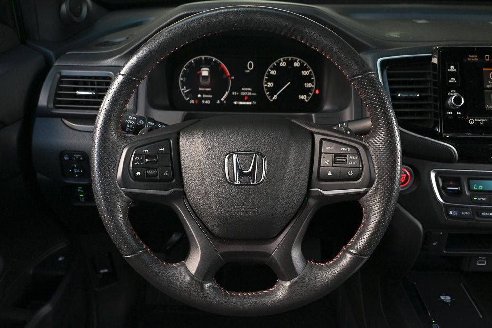 Used 2025 Honda Ridgeline TrailSport image 8