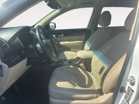 Used 2015 Kia Sorento EX FWD image 9