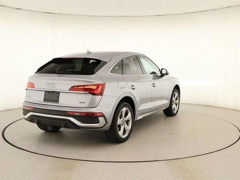 Certified 2022 Audi Q5 2.0T Prestige w/ Prestige Package AWD/4WD image 6