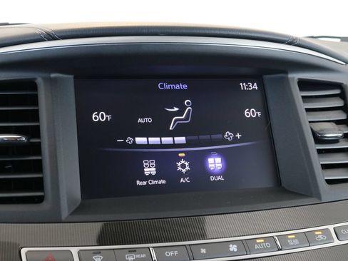 Used 2019 INFINITI QX60 Luxe w/ Essential Package AWD/4WD image 18