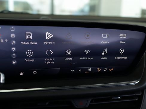 Used 2025 Buick Envision Preferred image 16