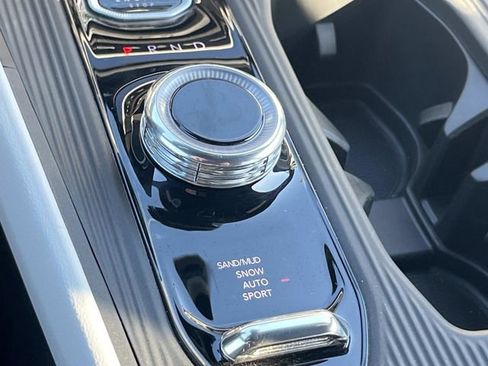 New 2026 Jeep Cherokee Limited image 32