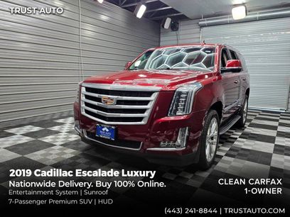 Used 2019 Cadillac Escalade Luxury