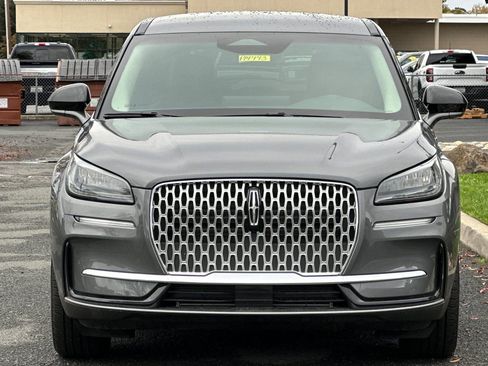 Used 2025 Lincoln Corsair FWD w/ Rear Removable Package Tray image 6