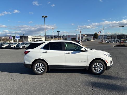 Used 2022 Chevrolet Equinox LT image 4