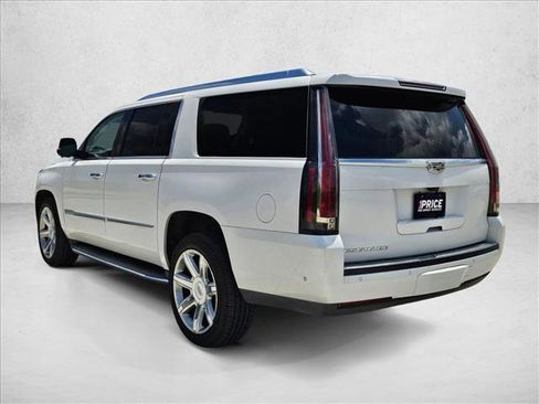 Used 2019 Cadillac Escalade ESV Luxury AWD/4WD image 7