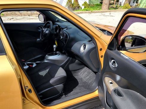 Used 2014 Nissan Juke S image 13