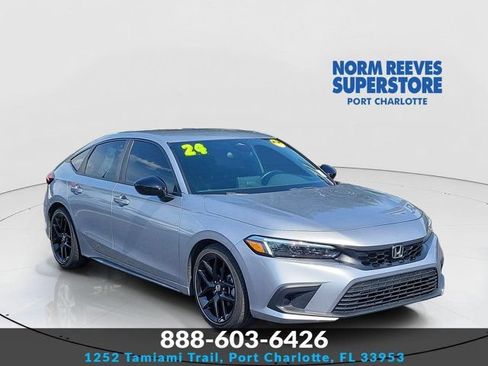 Used 2024 Honda Civic Sport image 1