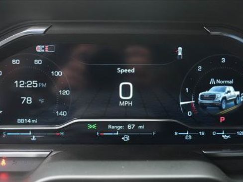 Used 2025 GMC Sierra 1500 AT4 image 41