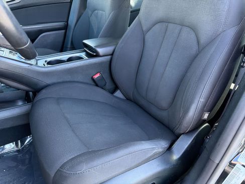 Used 2016 Chrysler 200 Limited w/ Anniversary Edition FWD image 17