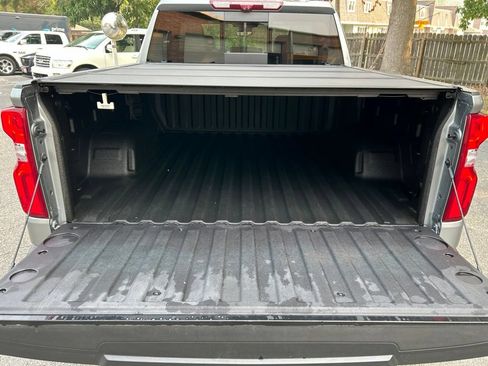Used 2023 Chevrolet Silverado 1500 LTZ w/ Technology Package AWD/4WD image 31