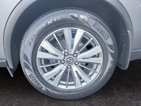 Used 2022 Nissan Murano SV image 29