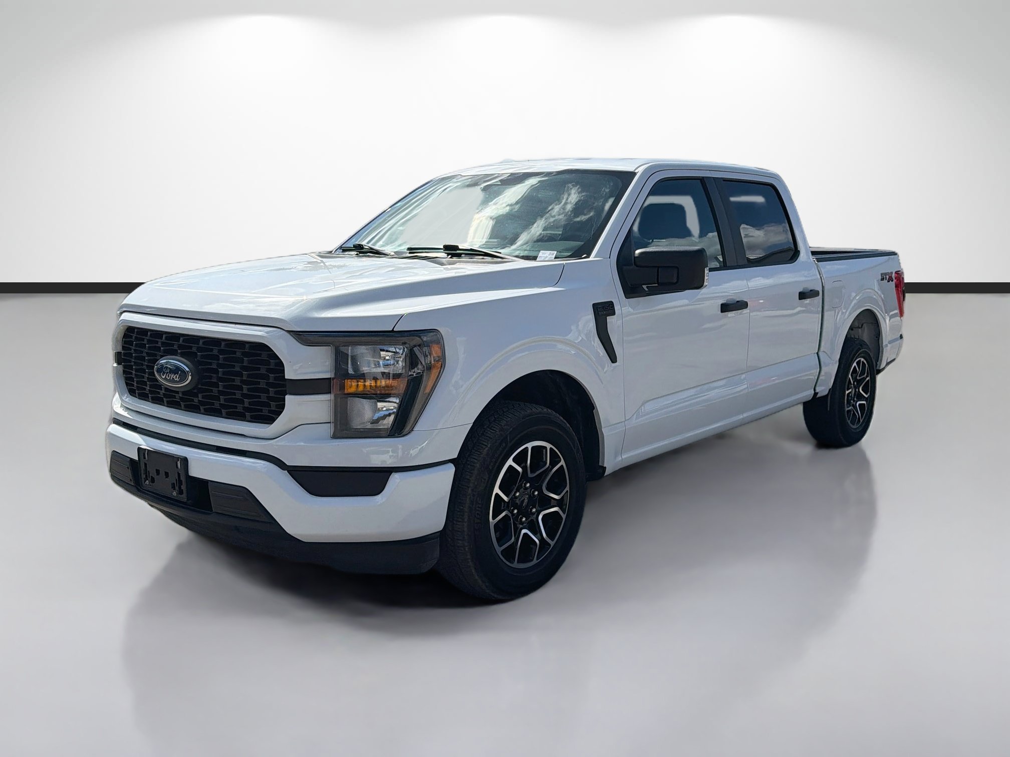 Used 2023 Ford F150 XL w/ STX Appearance Package RWD image 7