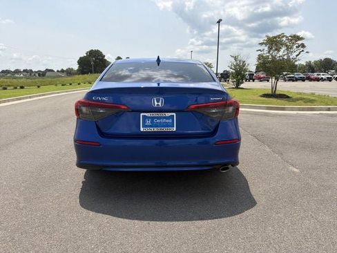 Used 2023 Honda Civic Sport image 8